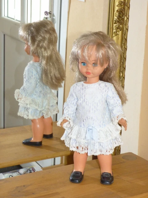 Poupée Bella années 50 - 30 cm - Jeux & Jouets | Belles poupées, Poupée
