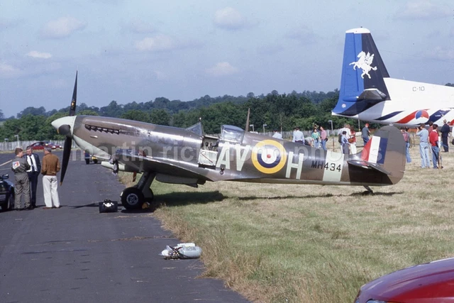 Supermarine Spitfire MH434 1993 35mm Slide, HE863