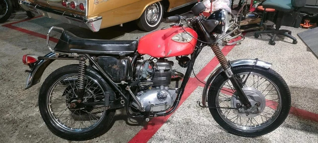 Bsa 250 Starfire 1969.Runs Well Bsa 250 Starfire 1969.Runs Well
