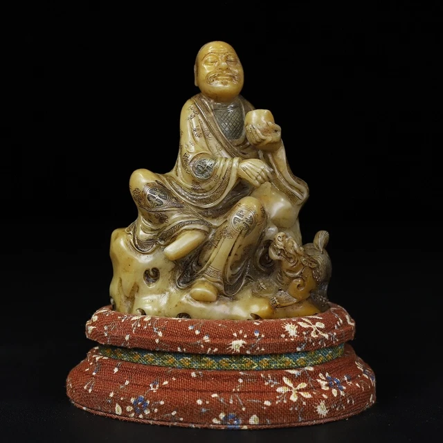 Chinese Exquisite Handmade Luohan Carving Shoushan Stone Statue