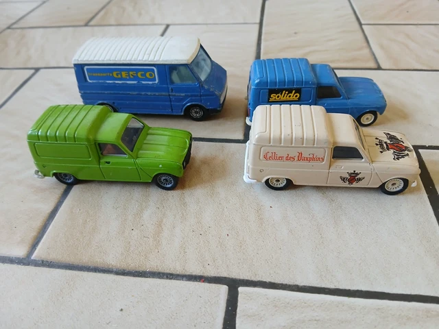 Solido F – Renault Express Fourgonnette Publicitaire – Bleu Métal – 1/43 – Occasion