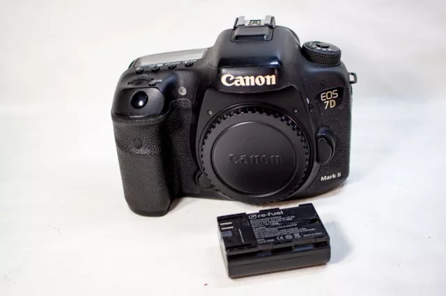 Canon EOS 7D Mark II 20.2MP Digital Camera Body