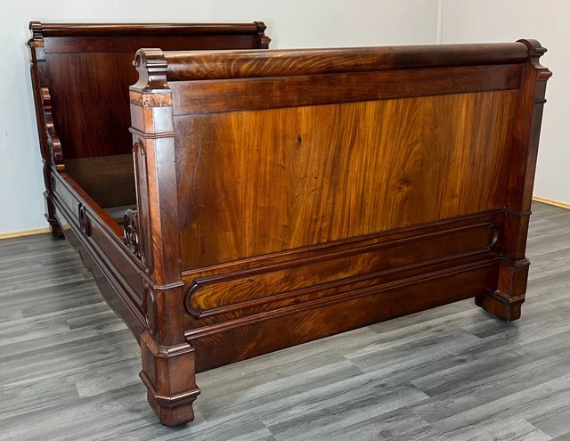 Amazing Rare Carved French Antique Double BED (LOT 2347)