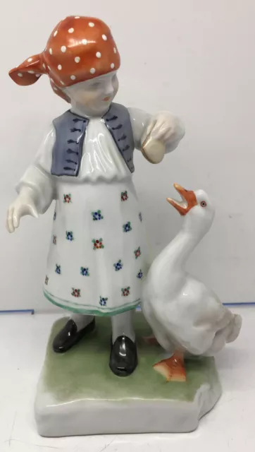 herend porcelain #5565 Girl Feeding Goose 7.5” Mint Figurine