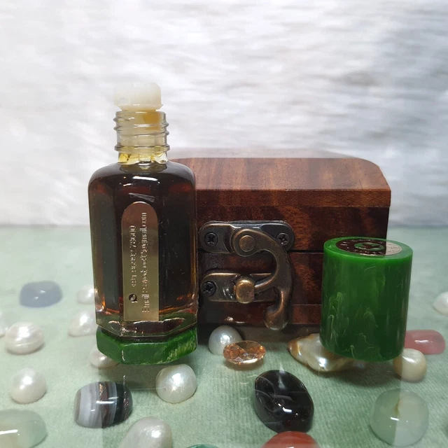 TRAT OUD / Traat Agarwood First Distillation Oil 12Ml Attar Perfume ...