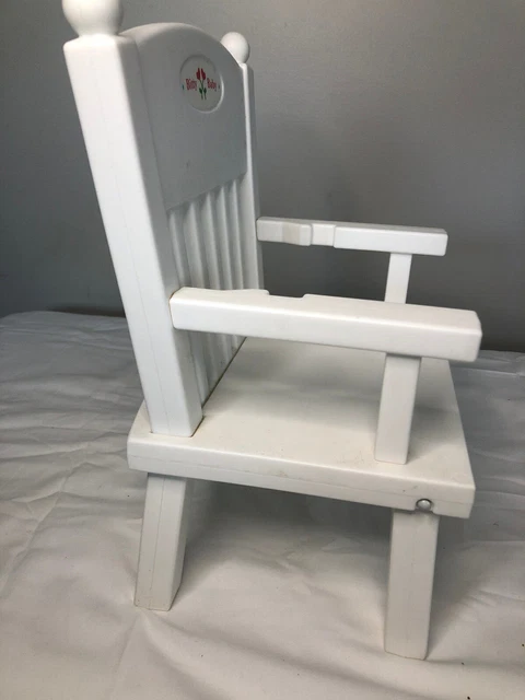 AMERICAN Girl DOLL Baby High Bitty Baby Chair, It white, no cracks and no tray.
