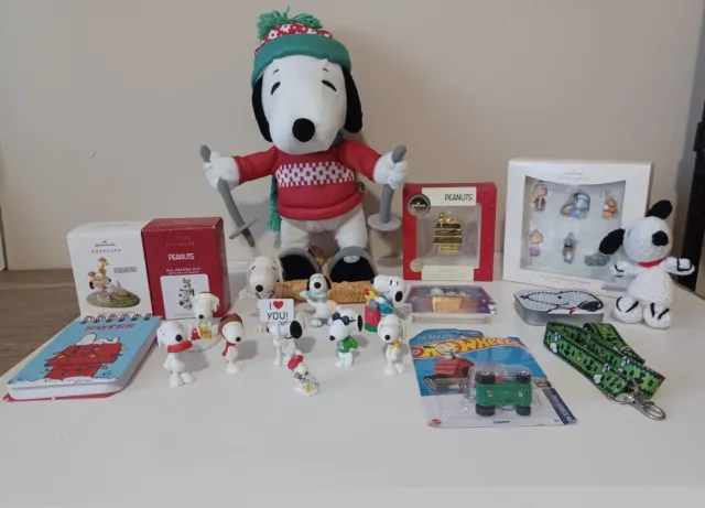 Hallmark Peanuts Gang Snoopy Ornaments, Lot Of  21, Collection, And Many Other✨️