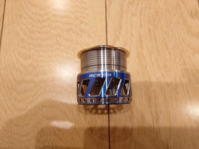 DAIWA i'ze Factory RCS 2004スプール（ブルー） SLPワークス I'ZE FACTORY メタルスプール DAIWA RCS2004