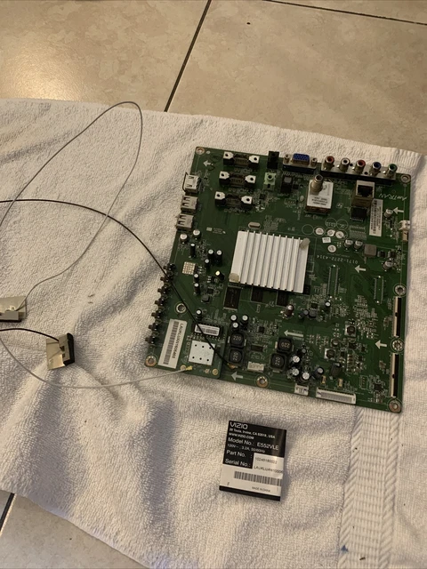 VIZIO TV E552VLE Main Board 3655-0422-0150(8B); 3655-462-0395