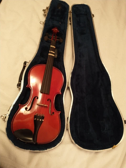 Glaesel VI201E4 4/4 Violin With Case Ser# G1749 Stradivarius Copy - Bow Damaged