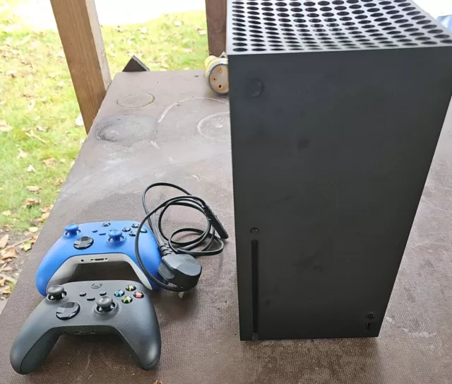 MICROSOFT XBOX SERIES X 500GB Video Game Console Black 325.00