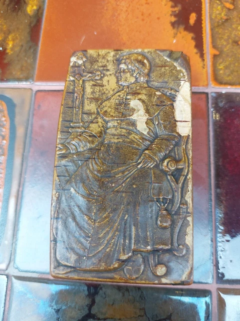 Tabatière Ecorce de Peuplier XIX ème siècle Décor Religieux évêque pape
