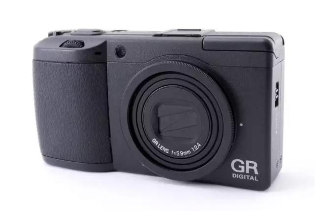 RICOH Digital Camera GR DIGITALII 10-Megapixel GRDIGITALII Black 5.9mm F2.4