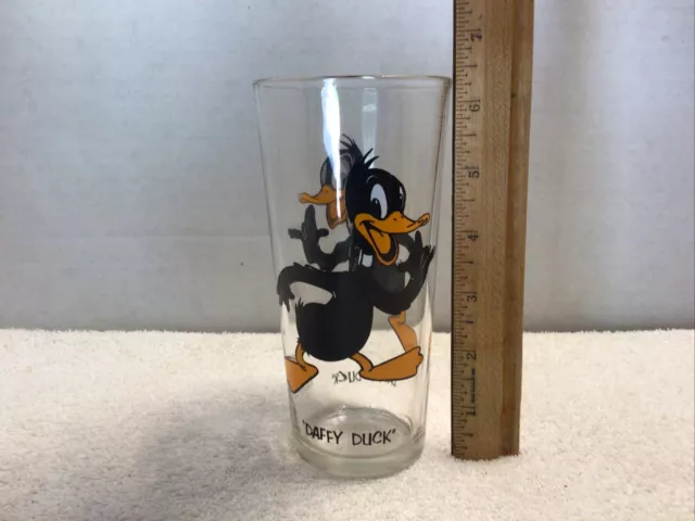 1973 Pepsi Collector Series Looney Tunes Warner Brothers Daffy Duck 16