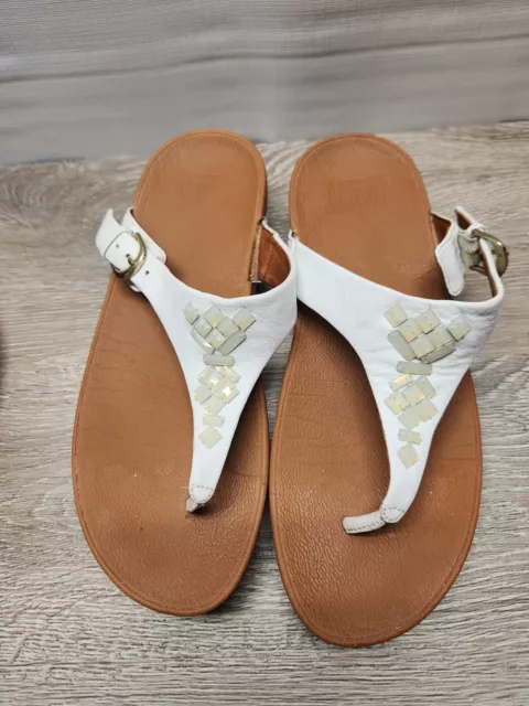 Fitflop Sandal Womens 8 White Banda Crystal Thong Wedge Flip Flop Leather