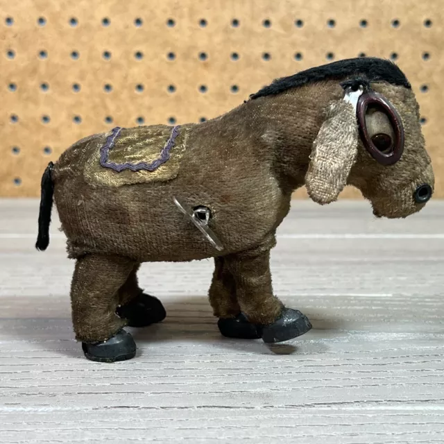 Vintage 1950's Wind-up Mechanical Winking Donkey Toy Figure Made in Japan w/Key