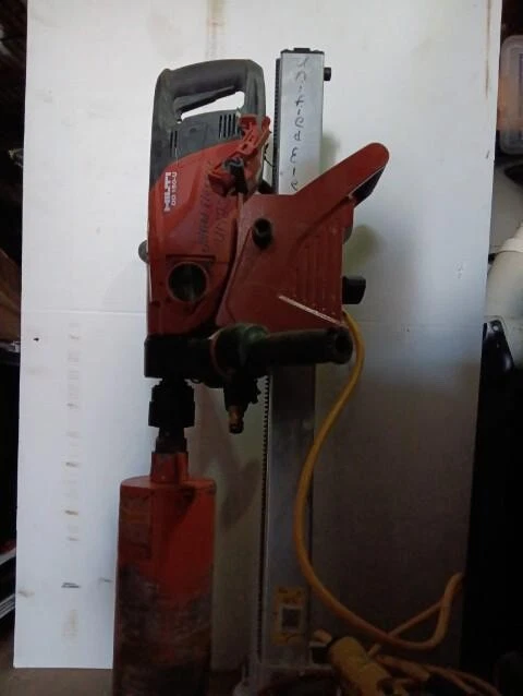 Hilti Diamond Coring Drill Model DD 150-U with Case & 4" Core bit FREE SHIPPING