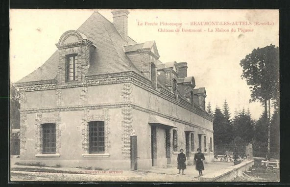 CPA Beaumont-les-Autels, Chateau de Beaumont, la Maison du Piqueur