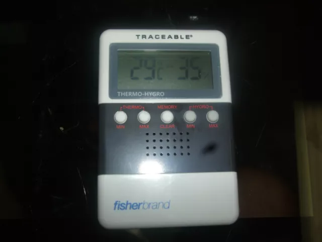 https://www.picclickimg.com/FcUAAOSwiRFkqB-X/Fisherbrand%84%A2-11-661-7D-Traceable-Digital-Hygrometer-Thermometer.webp