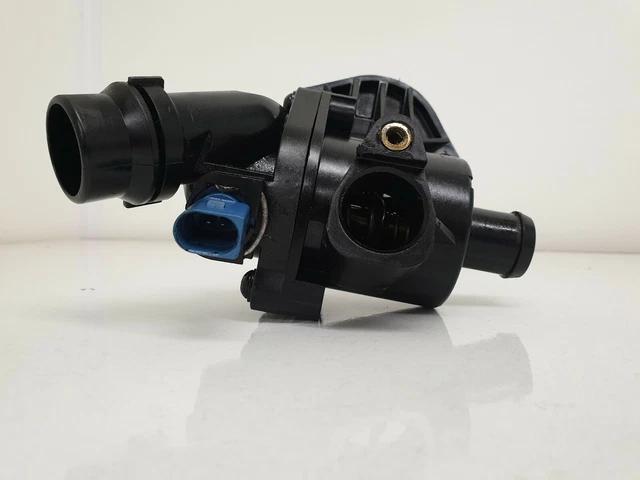 Vw Passat B5 Audi A4 2.0 Petrol 00-05 Thermostat Housing