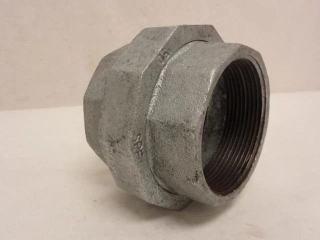 208177 New-No Box; Industry-Std 2WJ72 Galvanized Pipe Union; 3 FNPT