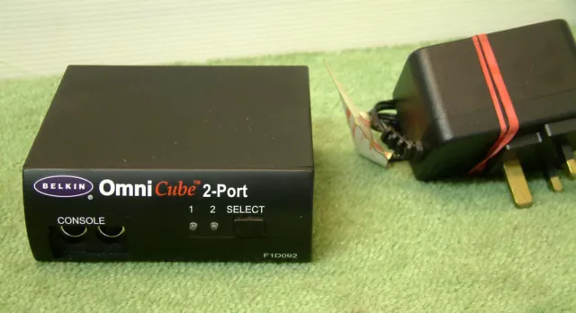 Belkin OmniCube 2-Port KVM Switch - F1D092 PS/2 Mouse Keyboard & 15pin SVGA