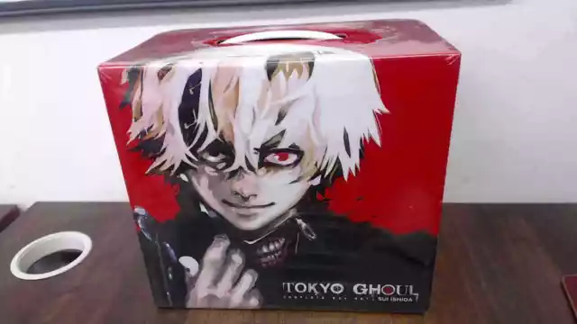 Tokyo Ghoul Complete Box Set: Includes vols. 1-14 With Premium, I