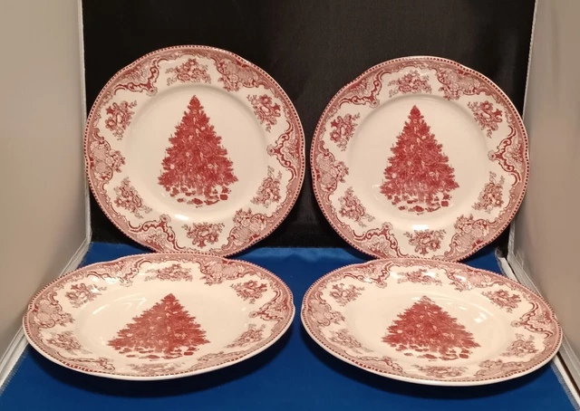 Set of 4 JOHNSON BROTHERS OLD ENGLISH CASTLE CHRISTMAS TREE SALAD PLATES