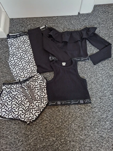 Pacchetto River Island 9-10 anni immacolato
