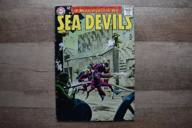 DC Comics SEA DEVILS Apr. 1963 #10 Book Issue