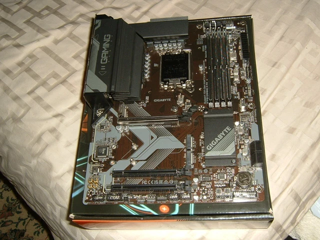 GIGABYTE B760 GAMING X AX DDR5 WiFi Motherboard - Intel 12th - 14th Gen ...