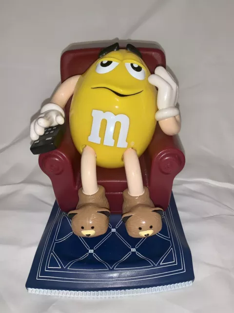 Vintage 1999 M&M Collectable Candy Dispenser Yellow Peanut M&M In Recliner