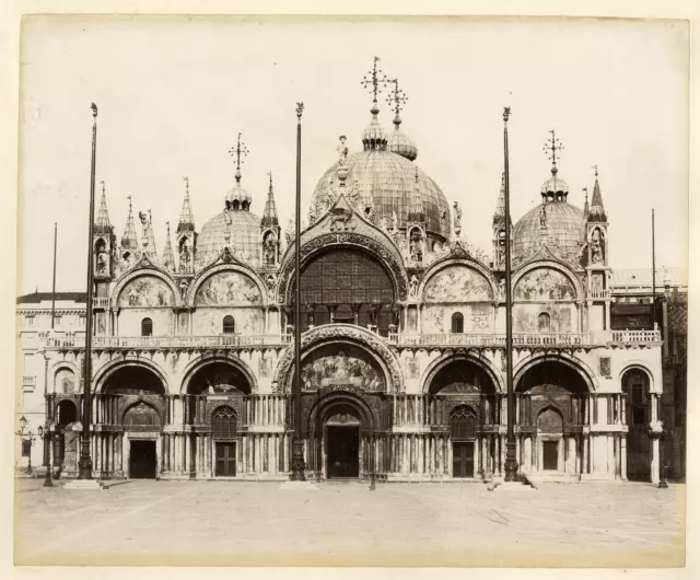 Italie, Venise, Basilique Saint Marc Vintage albumen print.  Tirage albuminé