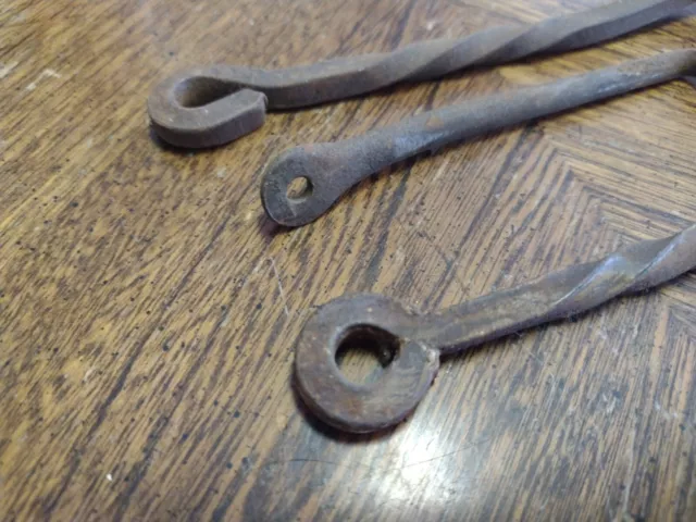 EARLY 1800s Hand Forged Twisted Latch Hook Barn Door Gate Hardware Salvage LOT 3 2