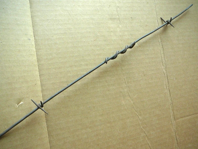 Jayne & Hill Locked Staples & Daley Spiral Wrap Combination Antique Barbed Wire