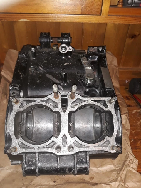 Yamaha Rd350 Ypvs 31k Engine Cases Matching Numbers 300 00 Picclick Uk Yamaha Rd350 Ypvs 31k Engine Cases Matching Numbers 300 00 Picclick Uk