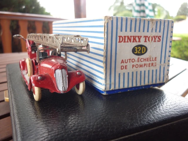 Delahaye Grande échelle | Dinky Toys France. #32 D