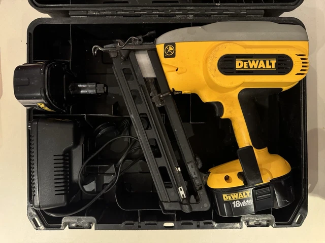 DEWALT DC618 18V Cordless Nail Gun with Charger Second Fix Nailer