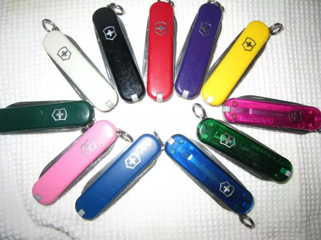 Swiss Army Pocket Knife Victorinox Classic Sd Mini Miniature Small Tiny Keychain