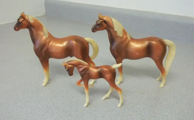 HARTLAND Plastics horses 3 total Stallion Mare Colt Vintage horse family