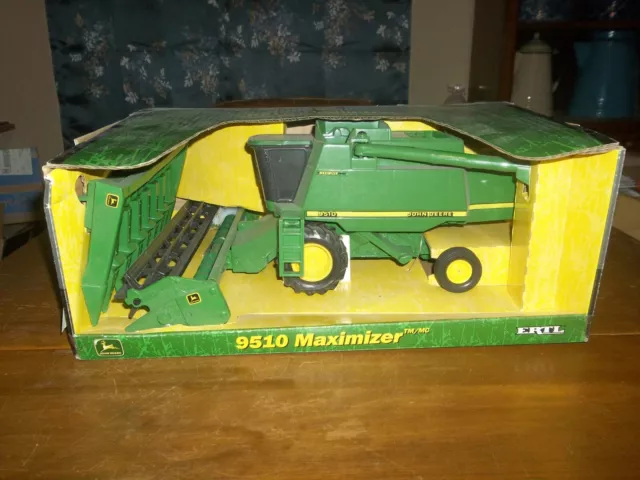 Vintage 1/28 John Deere 9510 Maximizer Combine Farm Toy Both Heads NIB !