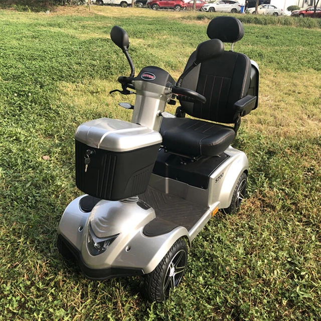 FOUR WHEELS TRAVEL Mobility Scooter 700W/24V DC Battery Motor for Adult