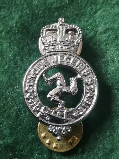 Old Obsolete Isle Of Man Police Collar Badge.