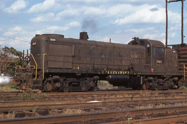 Central Railroad Company Of New Jersey     #1565   Original Kodachrome  Slide