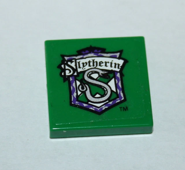 LEGO HARRY POTTER Green Tile with 'Slytherin' and Snake in Shield set