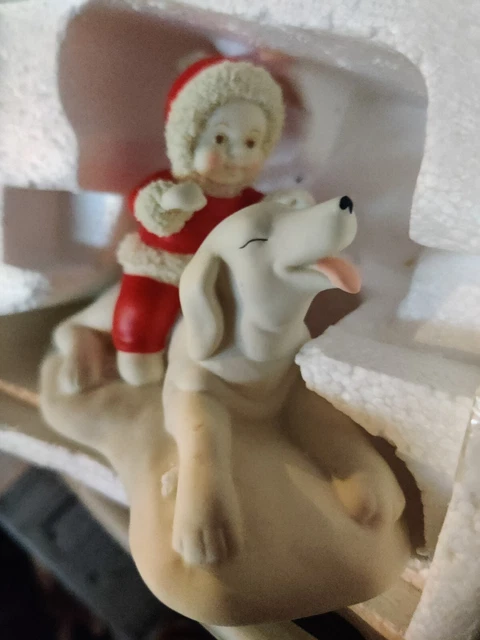 DEPT 56 Snowbabies "GIDDYAP HORSEY" Dog Red Outfit Labrador Family 2006