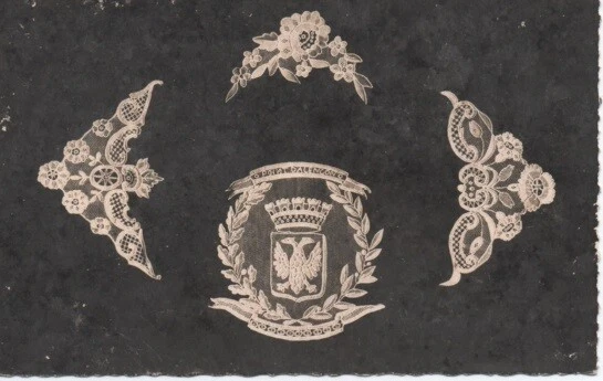 CPA -Véritable Point d'ALENCON - Armes de la Ville et divers motifs de Dentelles