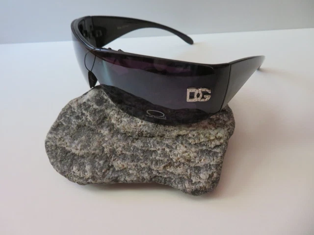 Lunettes De Soleil DG Eyewear Rétro - Monture Noire Polycarbonate - Verres Polarisés Violets UV400 - Neuves