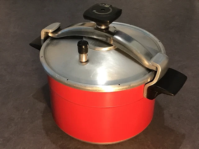 Cocotte minute OVALE SEB 10l en ALU - Arts de la table