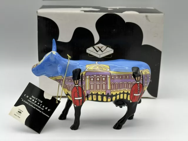 Westland Cow Parade Bovingham Palace 7318 London Figurine